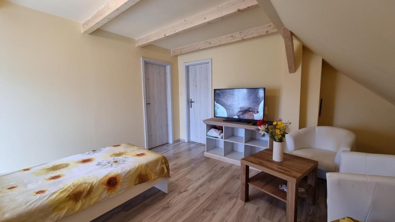 Apartmany Sebastian Pribylina Eksteriør billede